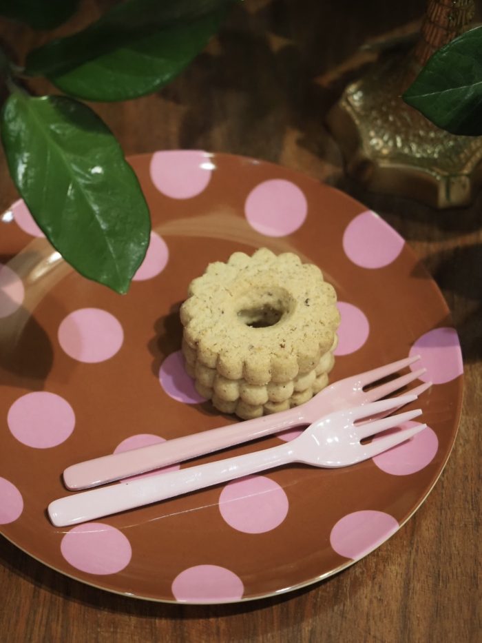 Piattino Da Dessert In Melamina Marrone Fantasia Pois Fucsia