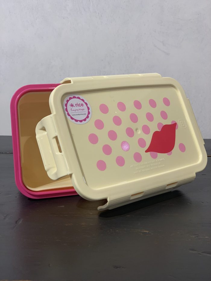Lunchbox Kiss