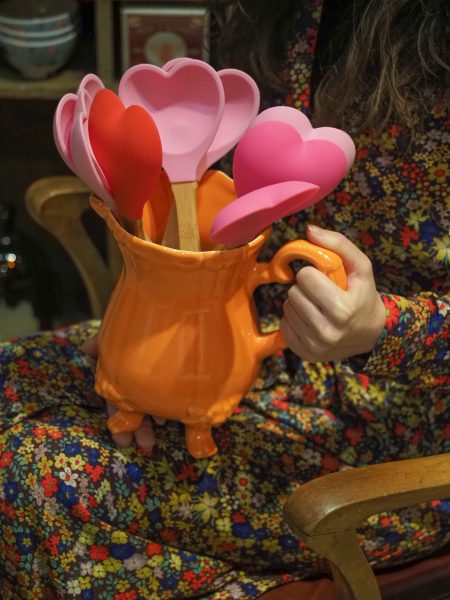 Caraffa In Ceramica Con Piedini