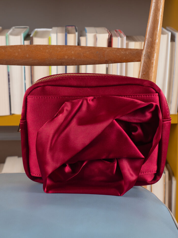 Pochette Con Fiore - Meisie