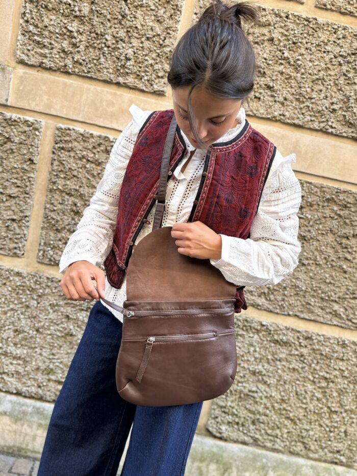 GILET IN FANTASIA CHATEAU- MAISON HOTEL